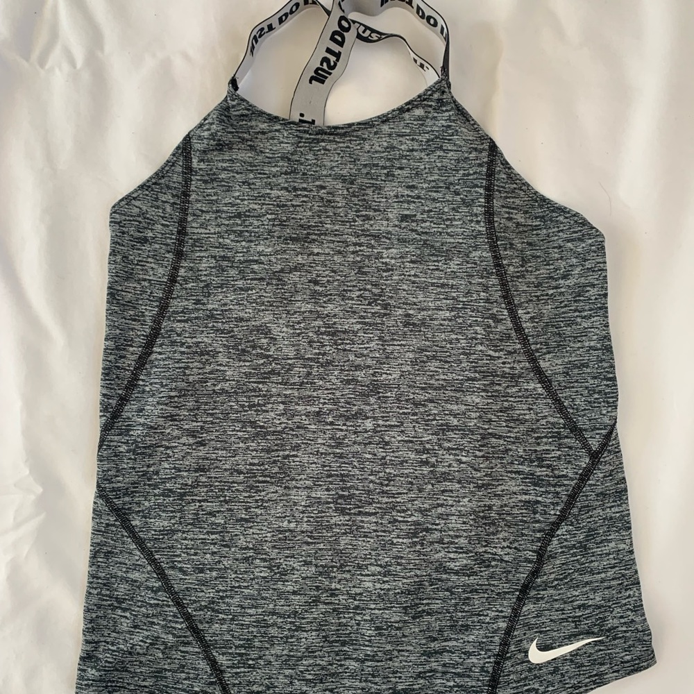 Nike workout tank girls Medium